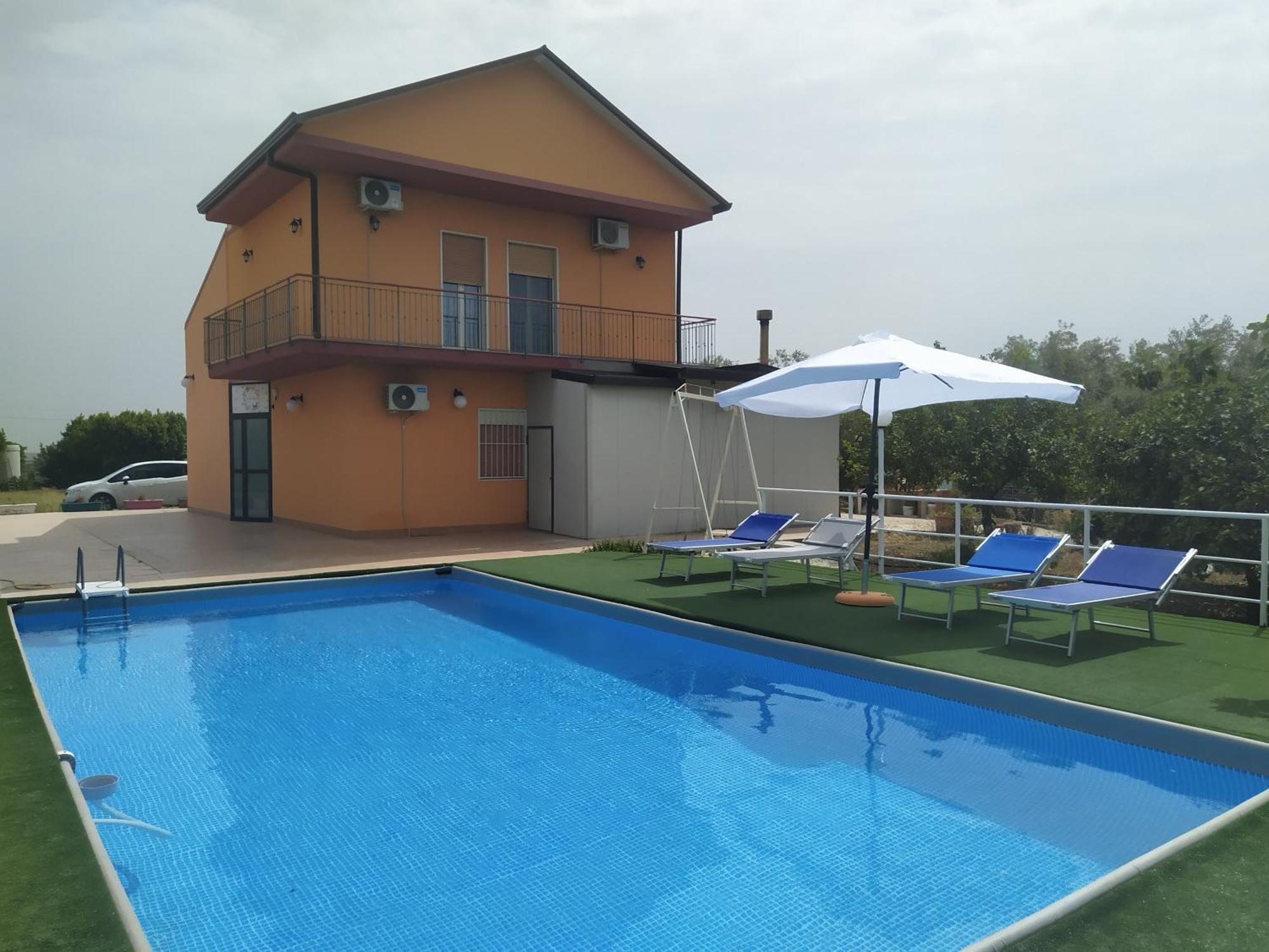 Rainbow Apartment Scordia Exterior foto